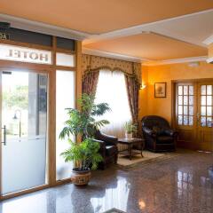 Hotel Alpina Вильянуэва-де-Ароса интерьер отеля фото 3