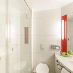 Отель ibis Berlin Hauptbahnhof ванная