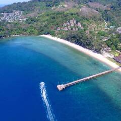 Отель Thavorn Beach Village Resort & Spa Phuket Таиланд, Пхукет - 4 отзыва об отеле, цены и фото номеров - забронировать отель Thavorn Beach Village Resort & Spa Phuket онлайн приотельная территория