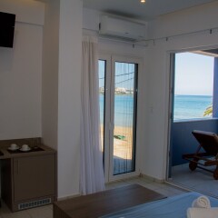 Отель Stalis Blue Sea Front Deluxe Rooms комната для гостей фото 4