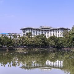Chatrium Hotel Royal Lake Yangon фото 6