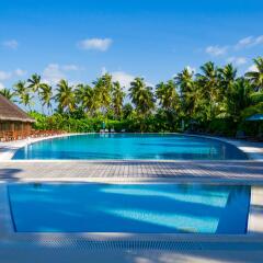 Отель Canareef Resort Maldives бассейн