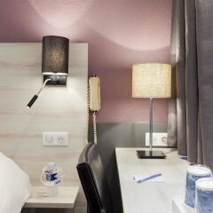 Отель Kyriad Lille Est Villeneuve d'Ascq сауна