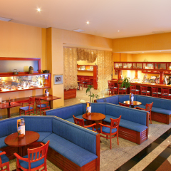Senator Barcelona Spa Hotel гостиничный бар