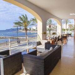 Hotel Ibiza Playa гостиничный бар