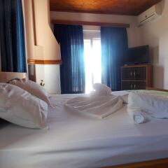 Hotel Dea сейф в номере