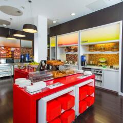 Отель Hampton by Hilton Liverpool City Center Великобритания, Ливерпуль - отзывы, цены и фото номеров - забронировать отель Hampton by Hilton Liverpool City Center онлайн питание фото 2