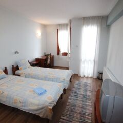 Отель Guest House Ilinden Болгария, Банско - отзывы, цены и фото номеров - забронировать отель Guest House Ilinden онлайн комната для гостей