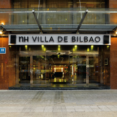Отель NH Collection Villa de Bilbao гостиничный бар