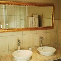 Отель Treelands Estate Dullstroom ванная фото 2