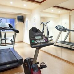 Отель Holiday Inn Thessaloniki Салоники фитнесс-зал фото 2