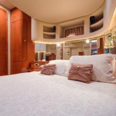 Luxury Yacht Hotel in Gibraltar, Gibraltar from 462$, photos, reviews - zenhotels.com hotel interior