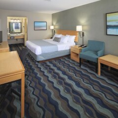 Отель Accent Inns Burnaby Канада, Бурнаби - 1 отзыв об отеле, цены и фото номеров - забронировать отель Accent Inns Burnaby онлайн