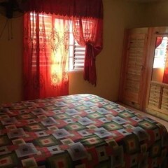 The blue Lagoon Hostel & Private Rooms интерьер отеля