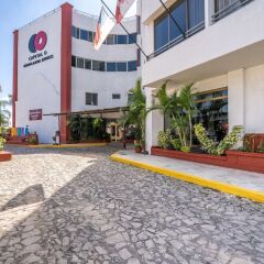 Hotel Guadalajara Express парковка