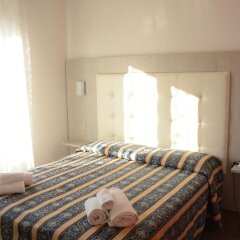 Hotel Vergilius Риччоне комната для гостей фото 2