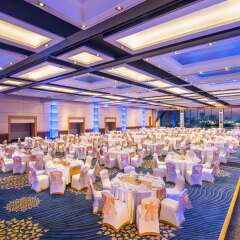 Royal Orchid Sheraton Hotel & Towers
