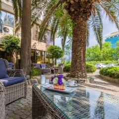 Best Western Plus Hotel Konak бассейн
