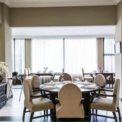 Отель Mikhael's Hotel Республика Конго, Браззавиль - отзывы, цены и фото номеров - забронировать отель Mikhael's Hotel онлайн