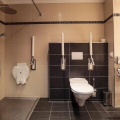 Hotel U Zvonu Пльзень ванная