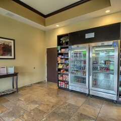 Отель Comfort Suites East Broad At 270 Колумбус развлечения