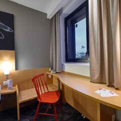 Гостиница ibis Krasnoyarsk Center в Красноярске 10 отзывов об отеле, цены и фото номеров - забронировать гостиницу ibis Krasnoyarsk Center онлайн Красноярск удобства в номере