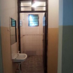 One World Apartments Bamburi in Mombasa, Kenya from 4031$, photos, reviews - zenhotels.com bathroom