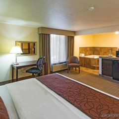 La Quinta Inn & Suites by Wyndham Portland NW in Portland, United States of America from 167$, photos, reviews - zenhotels.com room amenities