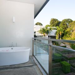 Отель Sugar Palm Grand Hillside ванная фото 2