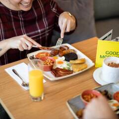 Отель Holiday Inn London Commercial Road в номере