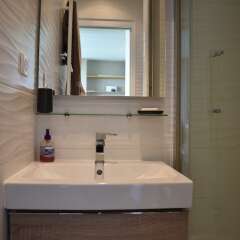 Апартаменты Bright Studio Apartment With High View ванная