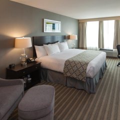 DoubleTree by Hilton Hotel Newark Ohio in Newark, United States of America from 159$, photos, reviews - zenhotels.com guestroom photo 2
