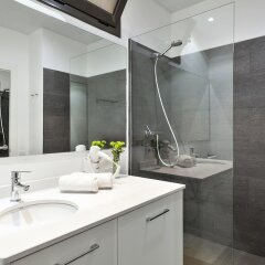 Апартаменты DingDong Fira Apartments ванная