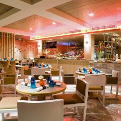 Отель Pullman Pattaya Hotel G Таиланд, Паттайя - 9 отзывов об отеле, цены и фото номеров - забронировать отель Pullman Pattaya Hotel G онлайн питание фото 2