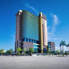 Royal Lotus Hotel Halong парковка