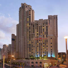 Ramada Hotel & Suites by Wyndham JBR Дубай городской автобус