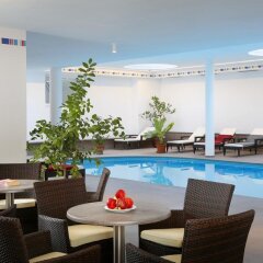 Hotel Unterrain Аппиано-сулла-Страда-дель-Вино бассейн