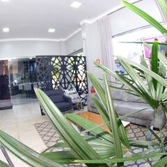 Hotel Plaza фитнесс-зал
