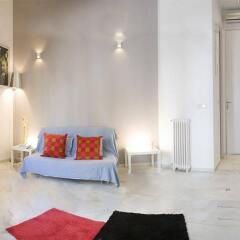 Отель Apartamentos Puerta Del Sol - Plaza Mayor Испания, Мадрид - отзывы, цены и фото номеров - забронировать отель Apartamentos Puerta Del Sol - Plaza Mayor онлайн комната для гостей фото 2