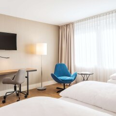 Отель NH Amsterdam Schiller Нидерланды, Амстердам - 2 отзыва об отеле, цены и фото номеров - забронировать отель NH Amsterdam Schiller онлайн удобства в номере фото 2