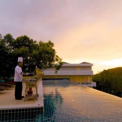 Отель Grand Bleu Ocean View Pool Suite фото 2