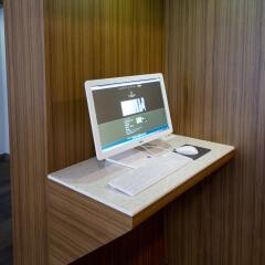 metro Hotel интерьер отеля