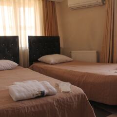 Kral Mert Hotel комната для гостей