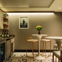 Отель EXchange Hotel Vancouver Канада, Ванкувер - отзывы, цены и фото номеров - забронировать отель EXchange Hotel Vancouver онлайн питание