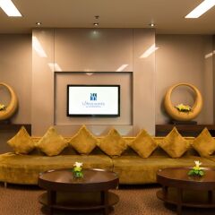Отель Lohas Residences Sukhumvit Бангкок интерьер отеля фото 2