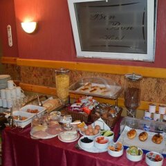 Отель Bon Bon Hotel Болгария, София - отзывы, цены и фото номеров - забронировать отель Bon Bon Hotel онлайн питание фото 2