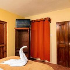 Hotel Uxlanik in Quetzaltenango, Guatemala from 47$, photos, reviews - zenhotels.com room amenities