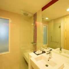 Sleep With Me Hotel design hotel @ patong 4* Стандартный номер фото 20