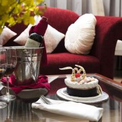 Отель Apus Inn в номере