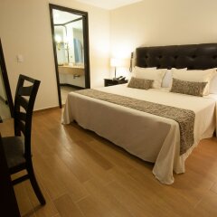 Country Hotel and Suites комната для гостей